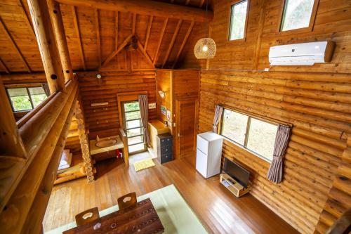 室内写真：今帰仁村乙羽岳森林公園バンガロー大：Internal Image of Bungalow(Large)